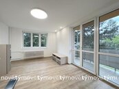 Pronájem bytu 2+1 s balkonem a parkováním, S. K. Neumanna, Pardubice, cena 16289 CZK / objekt / měsíc, nabízí TÝMOVĚ s.r.o.